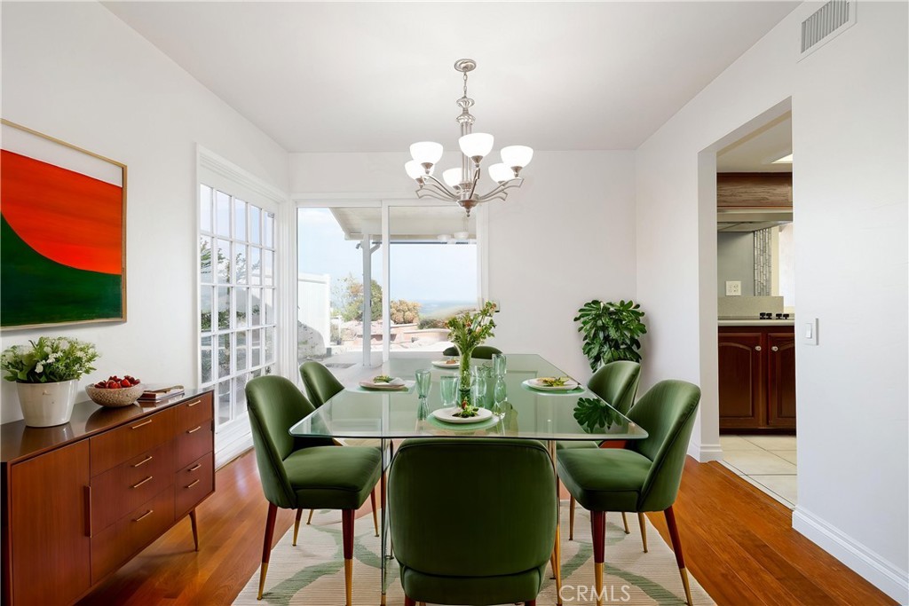 6164 Del Paso Avenue