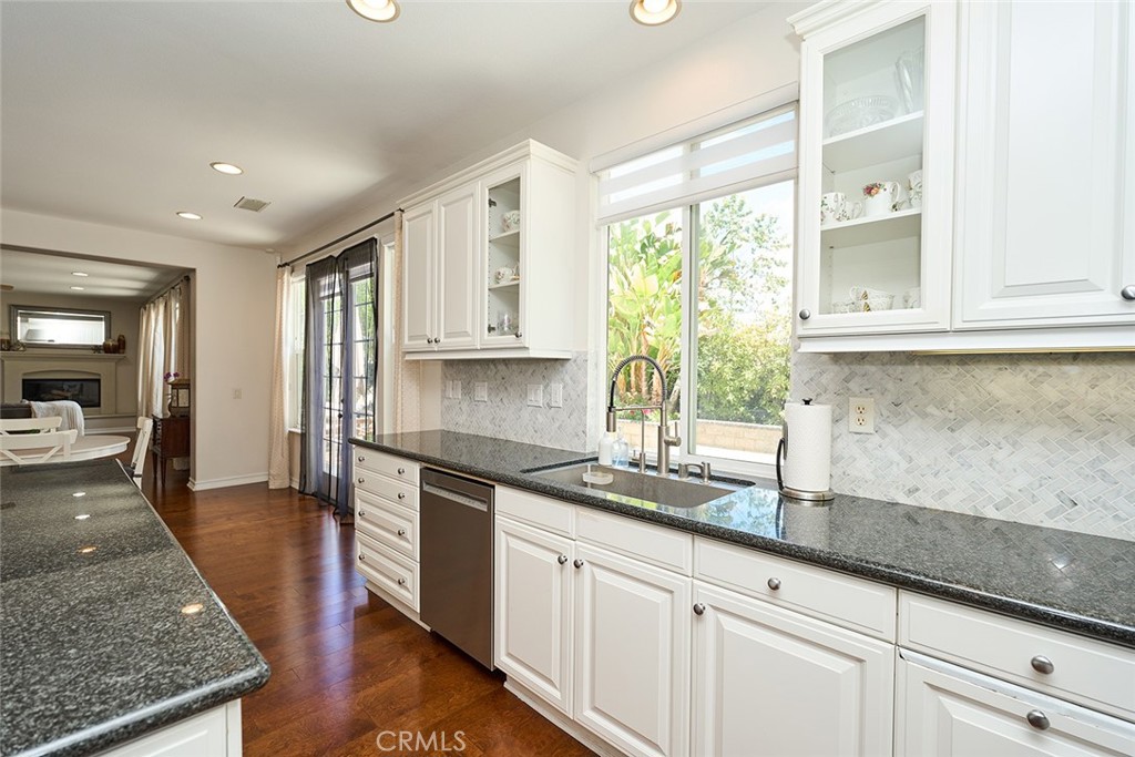 1472 Nicolas Way