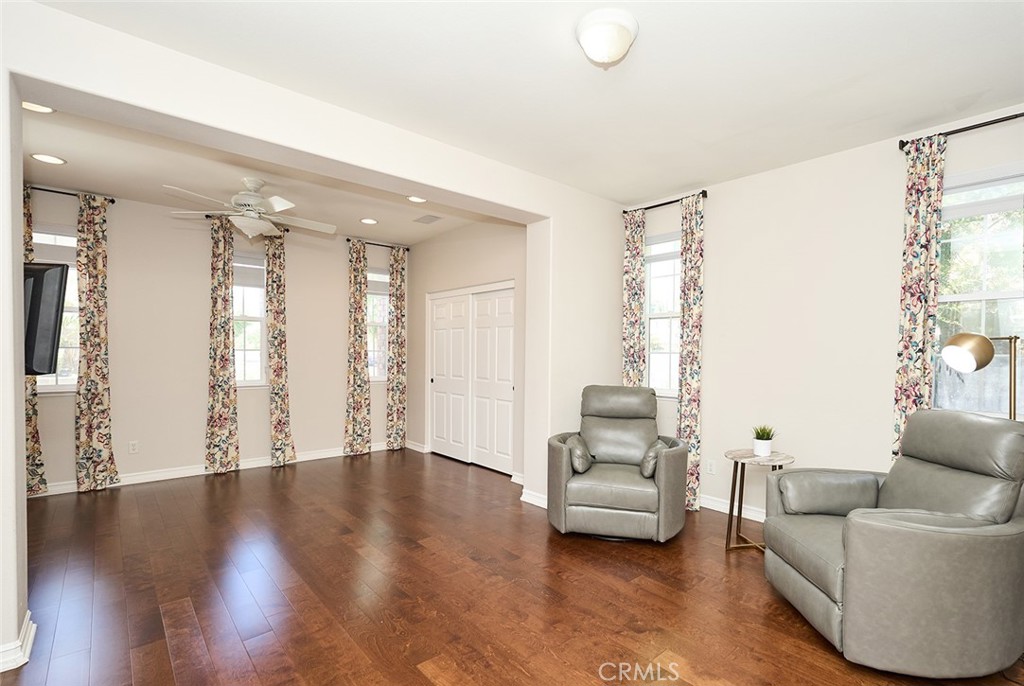 1472 Nicolas Way