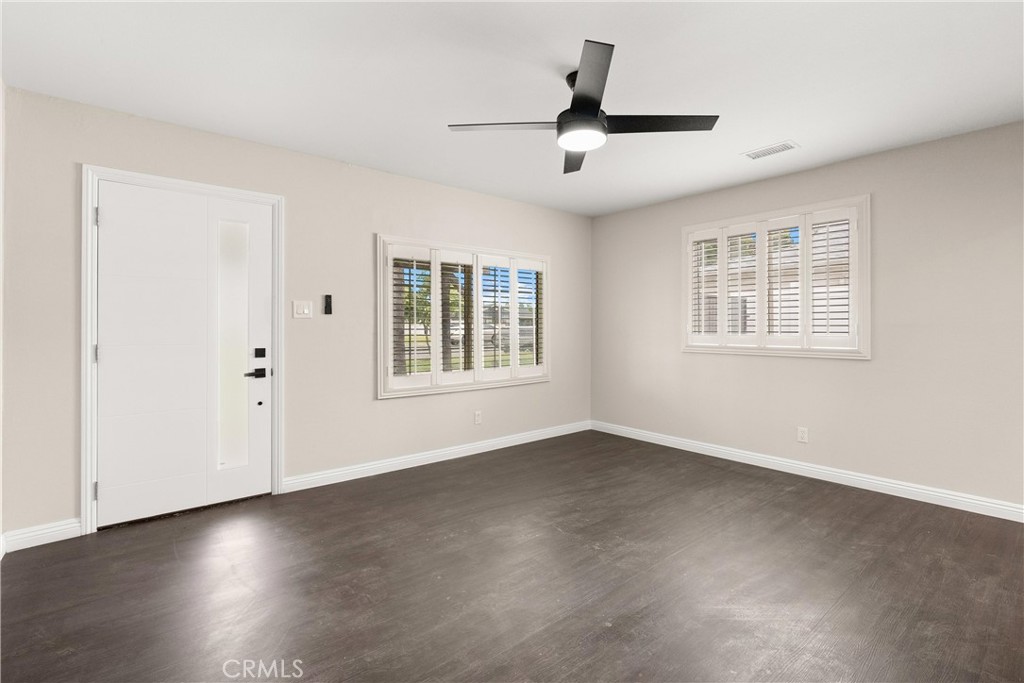 235 S Pasadena Avenue