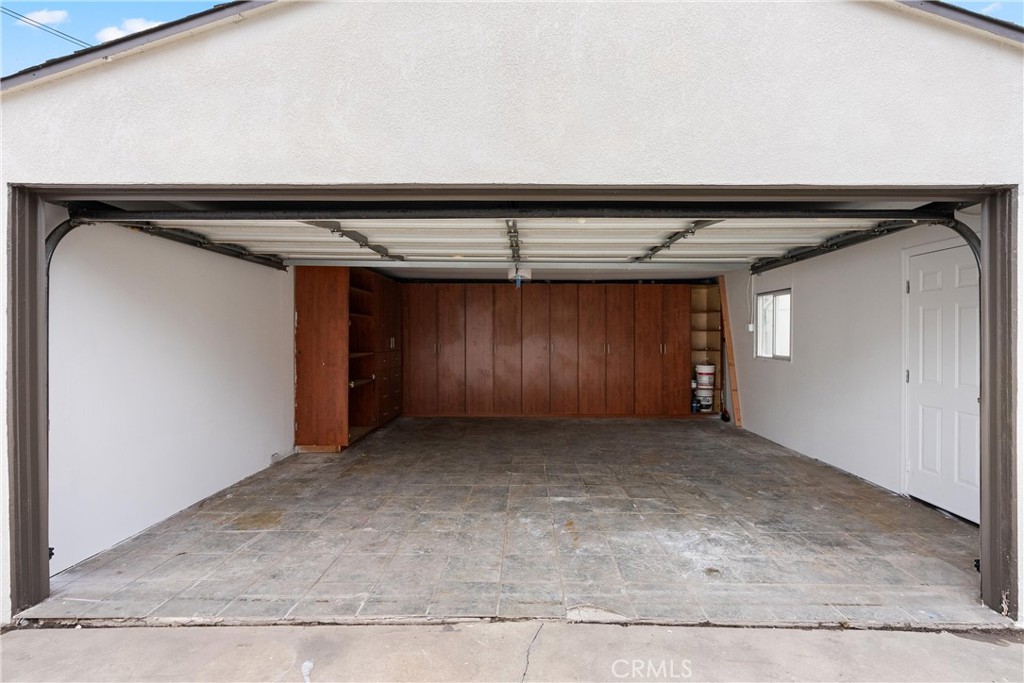 235 S Pasadena Avenue