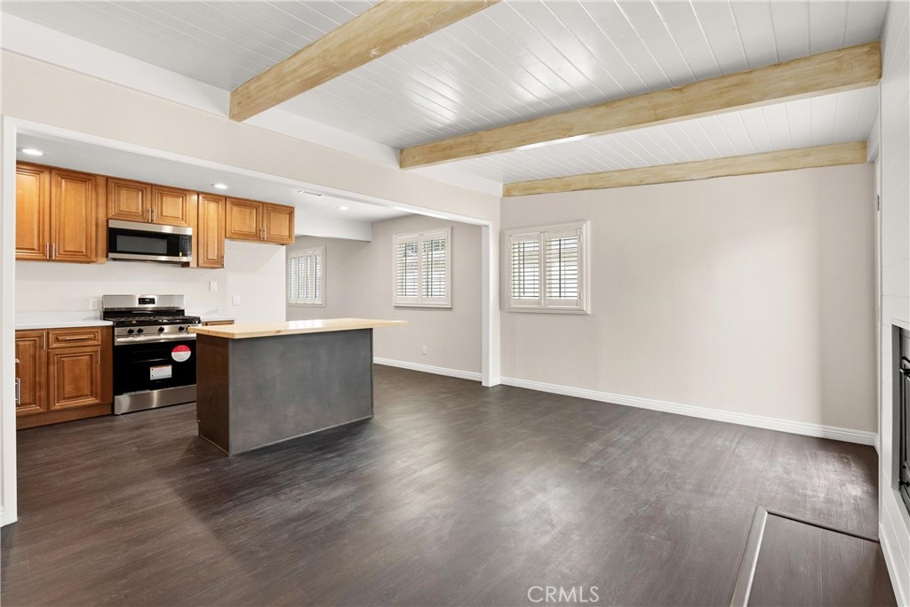 235 S Pasadena Avenue