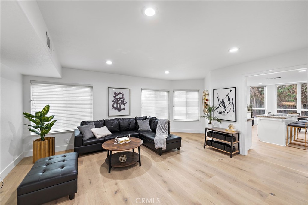 24572 Wembley Circle