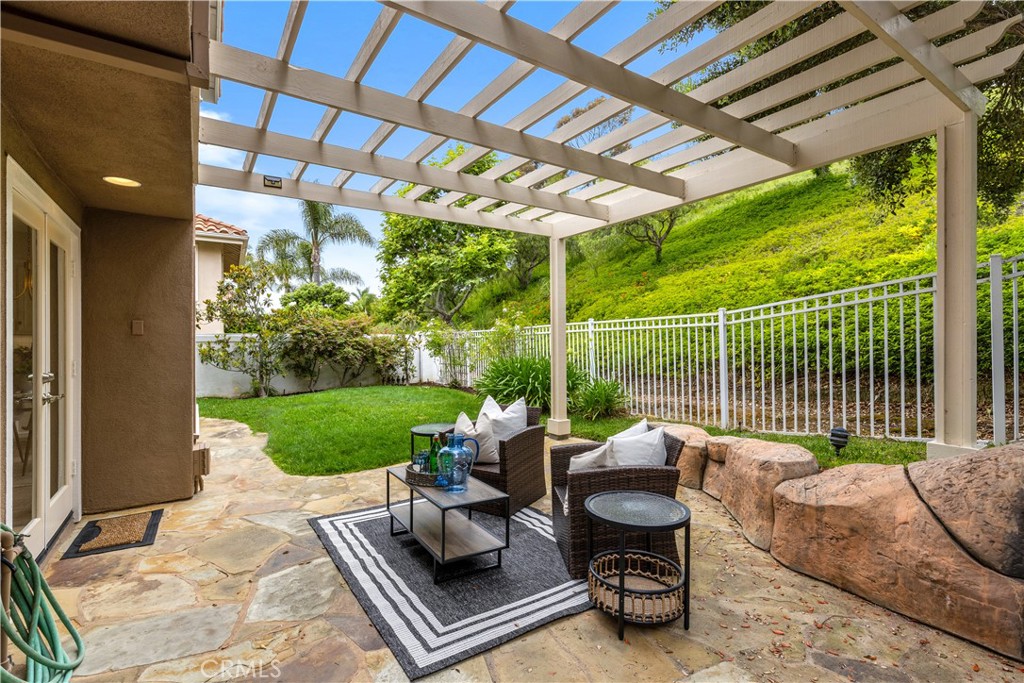 1706 Avenida Crescenta