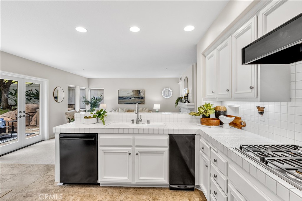 1706 Avenida Crescenta