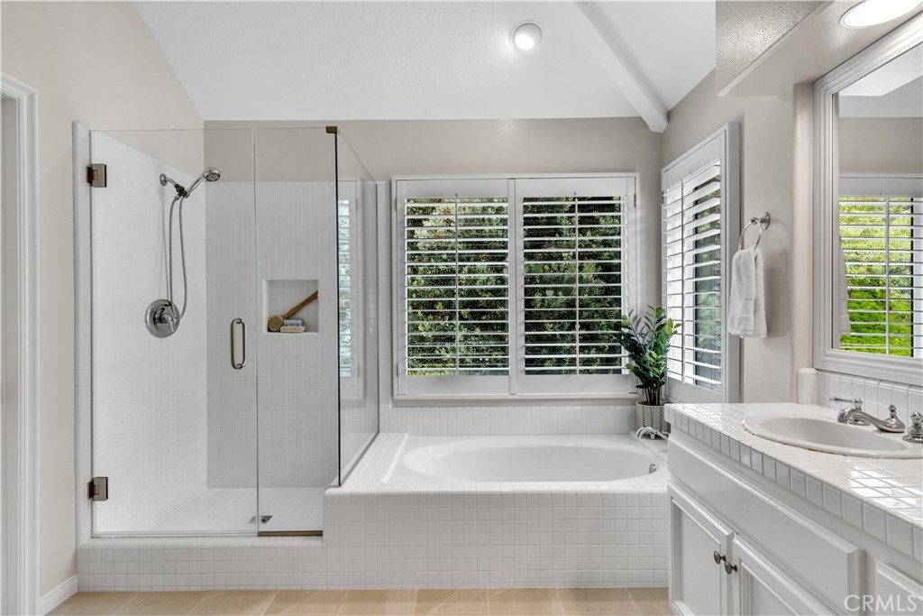 1706 Avenida Crescenta