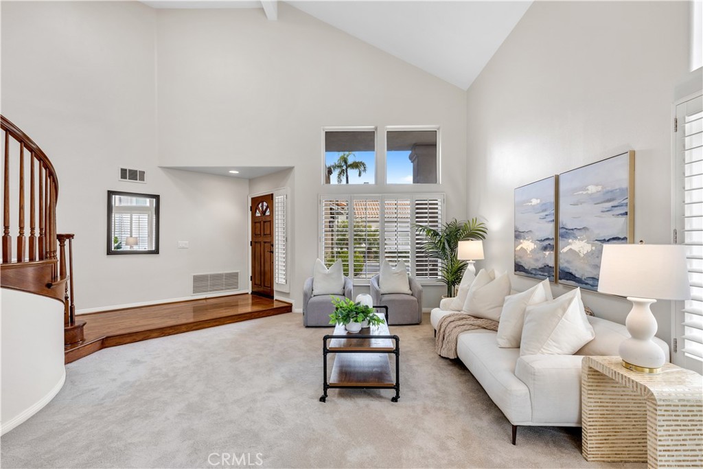 1706 Avenida Crescenta