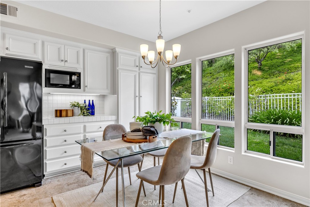 1706 Avenida Crescenta