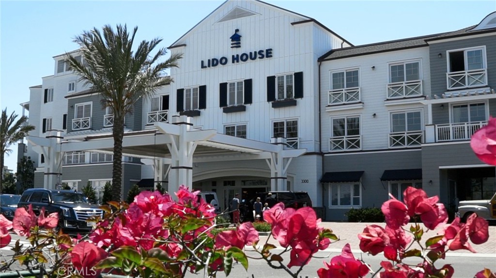 503 Saint Andrews Road E