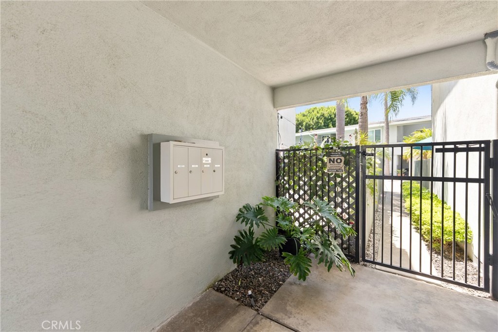 503 Saint Andrews Road E