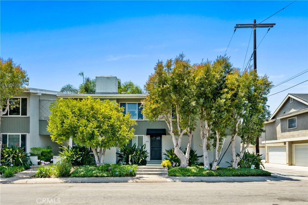 503 Saint Andrews Road E