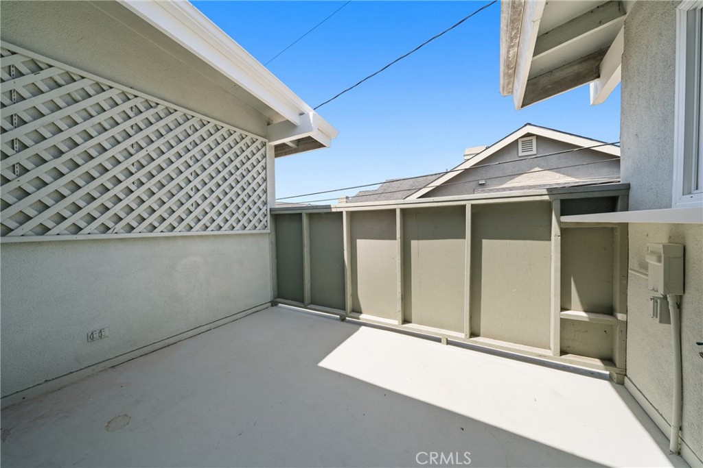 503 Saint Andrews Road E