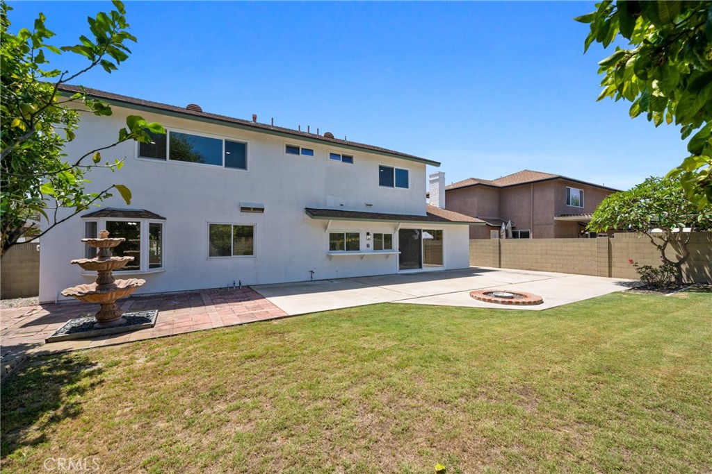 18684 Santa Ynez Street