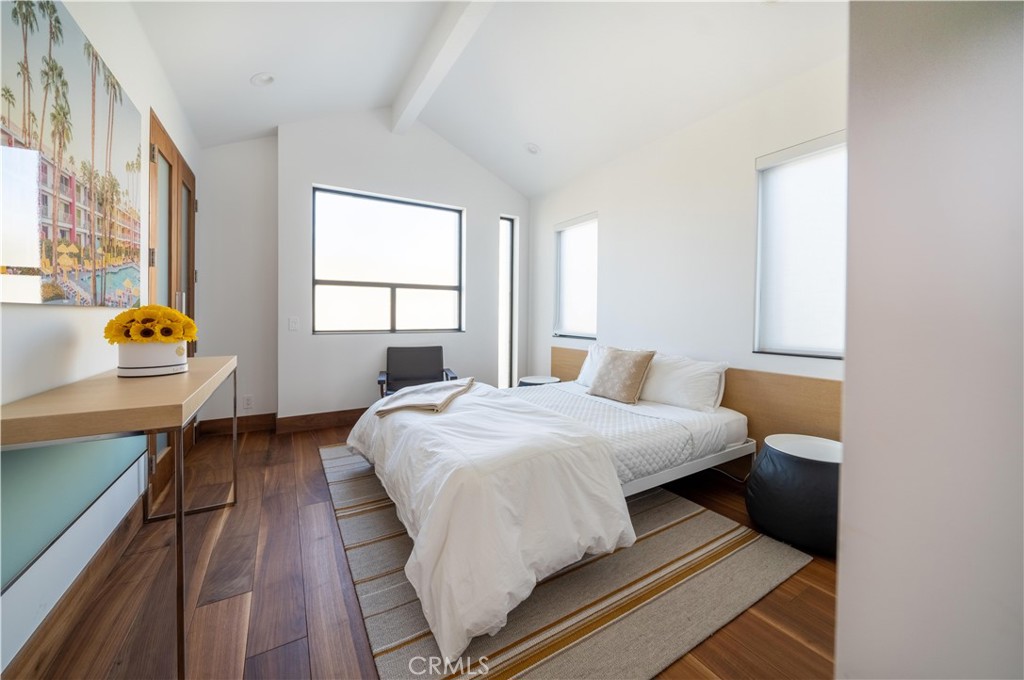 7104 W Oceanfront