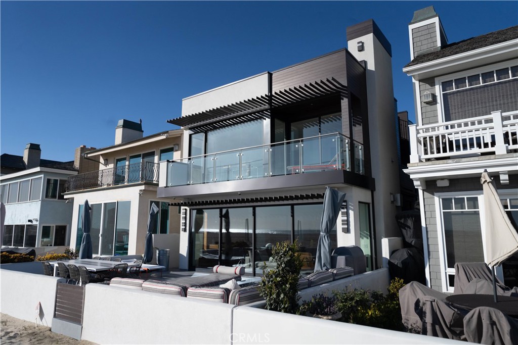 7104 W Oceanfront