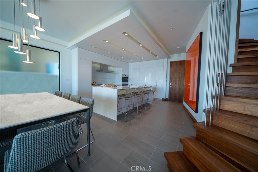 7104 W Oceanfront