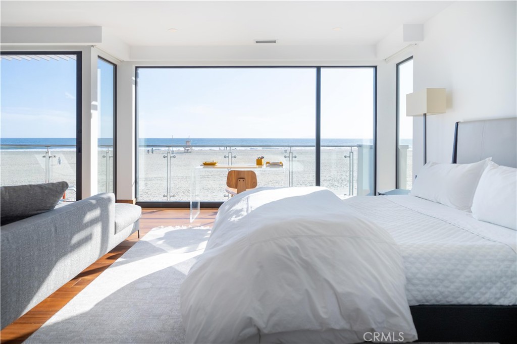 7104 W Oceanfront