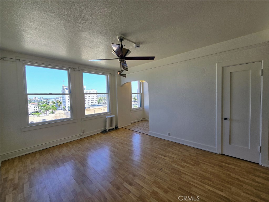 455 E Ocean Blvd 715
