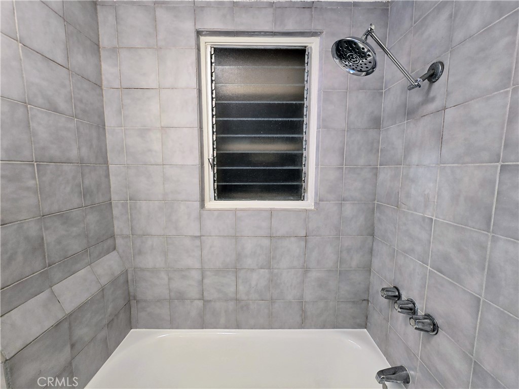 455 E Ocean Blvd 715
