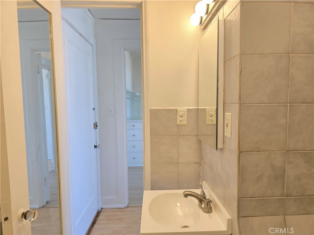 455 E Ocean Blvd 715