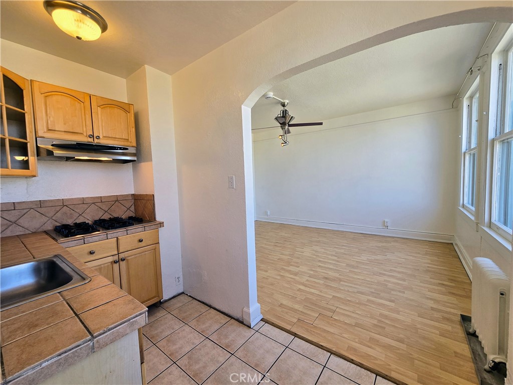 455 E Ocean Blvd 715