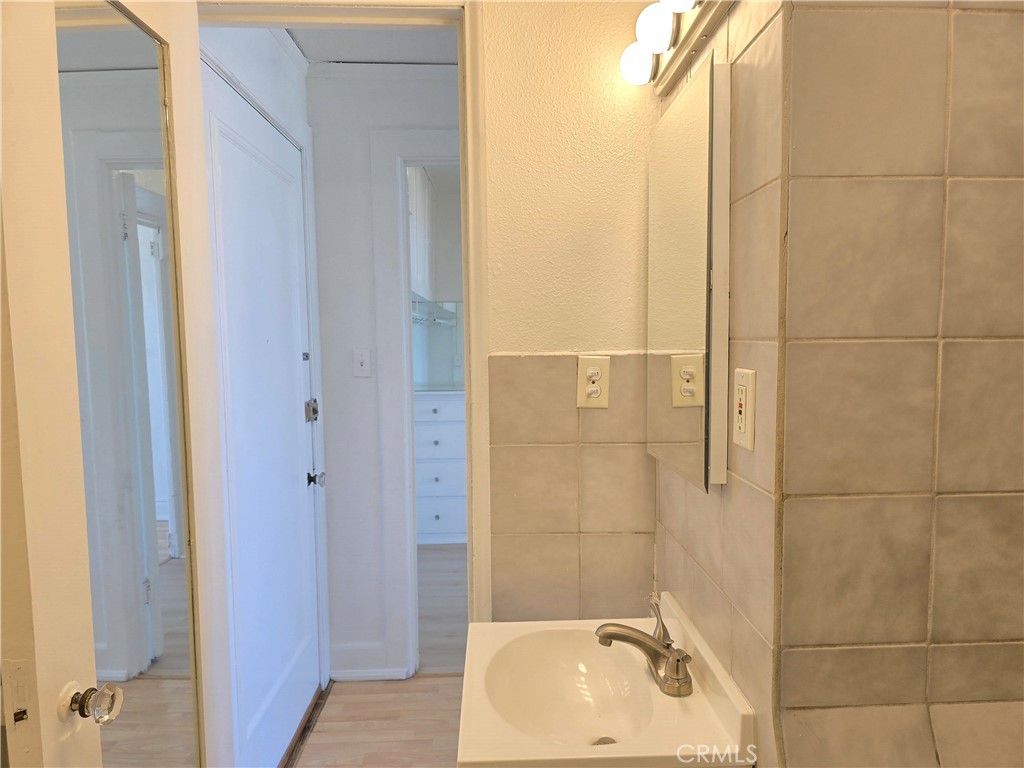 455 E Ocean Blvd 715