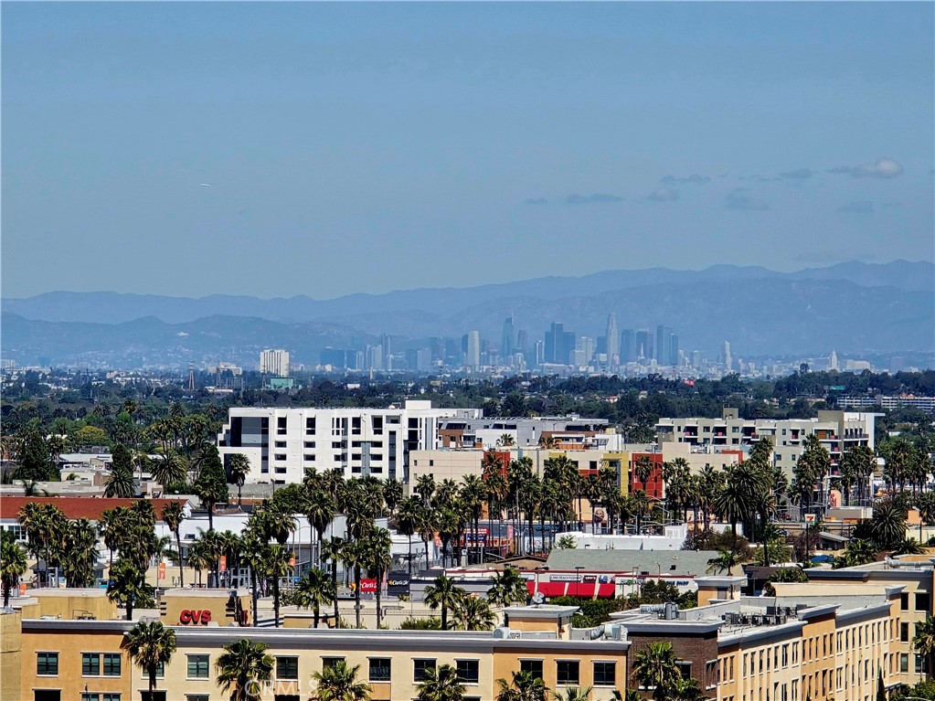 455 E Ocean Blvd 715