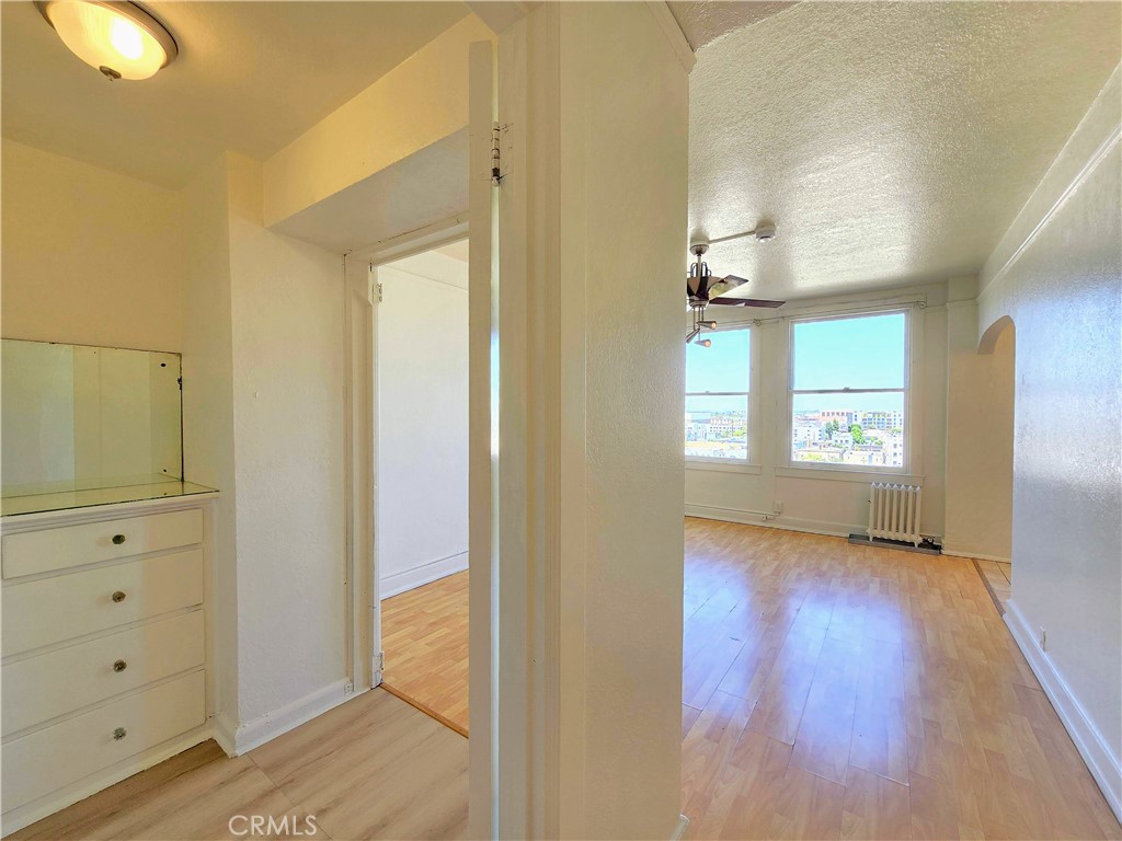 455 E Ocean Blvd 715