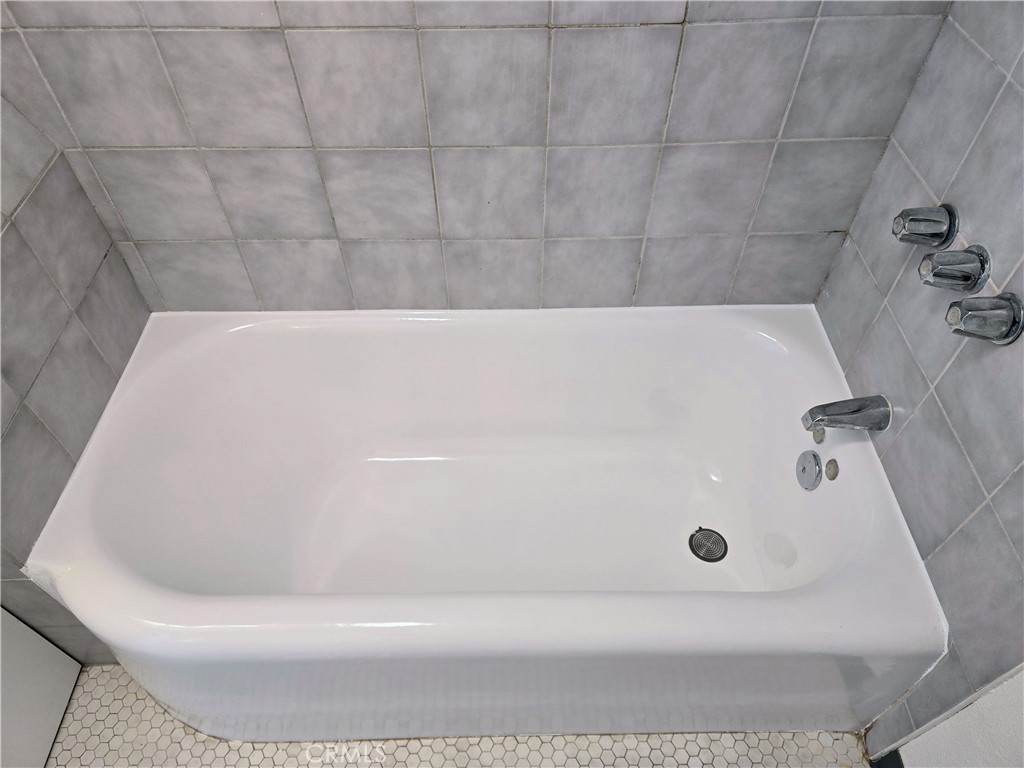 455 E Ocean Blvd 715