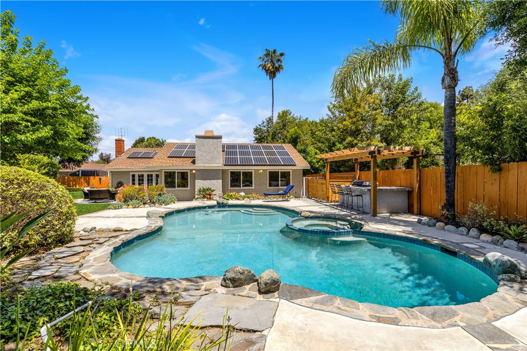 29272 Via San Sebastian