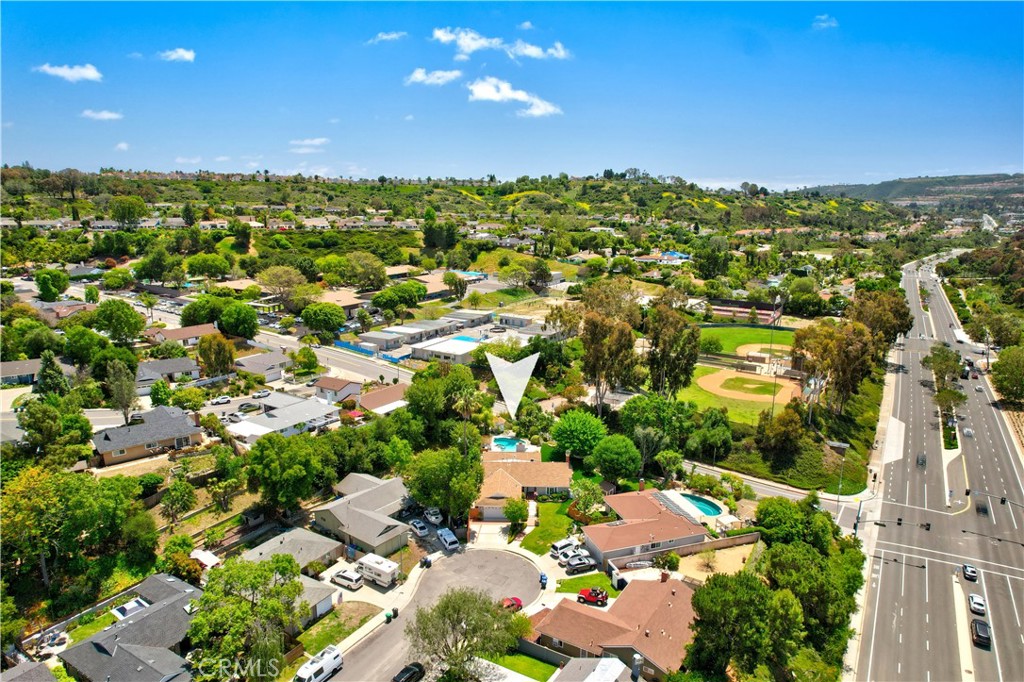 29272 Via San Sebastian