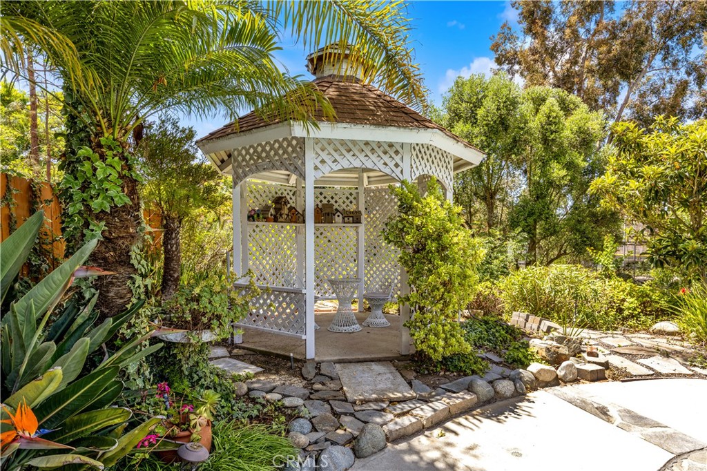 29272 Via San Sebastian