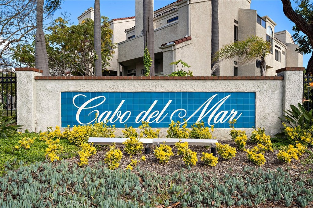 5145 Tortuga Drive 207