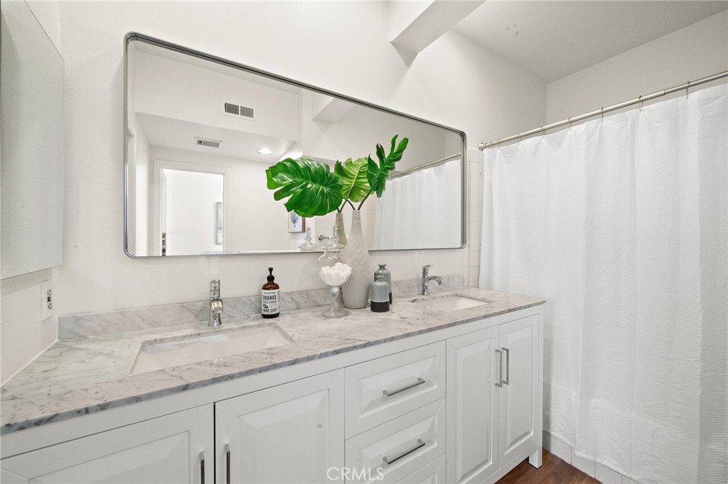 5145 Tortuga Drive 207