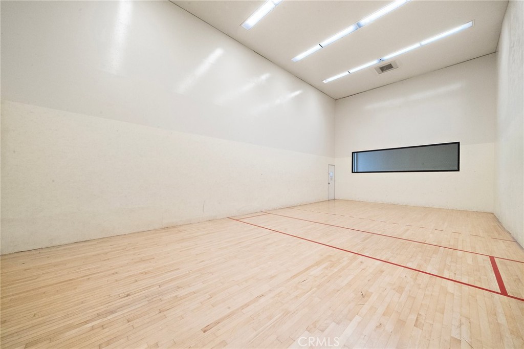 5145 Tortuga Drive 207