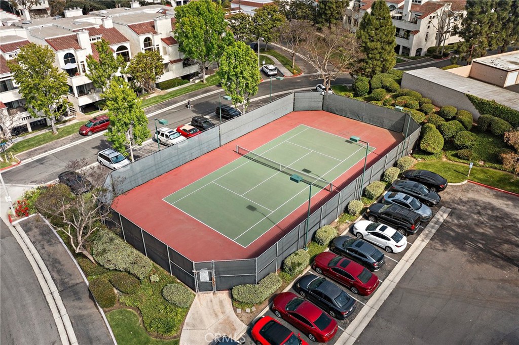 5145 Tortuga Drive 207