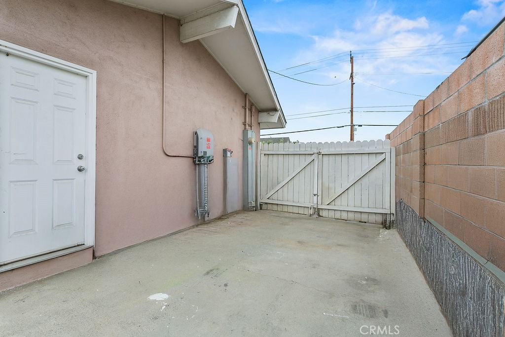 6072 Navajo Road