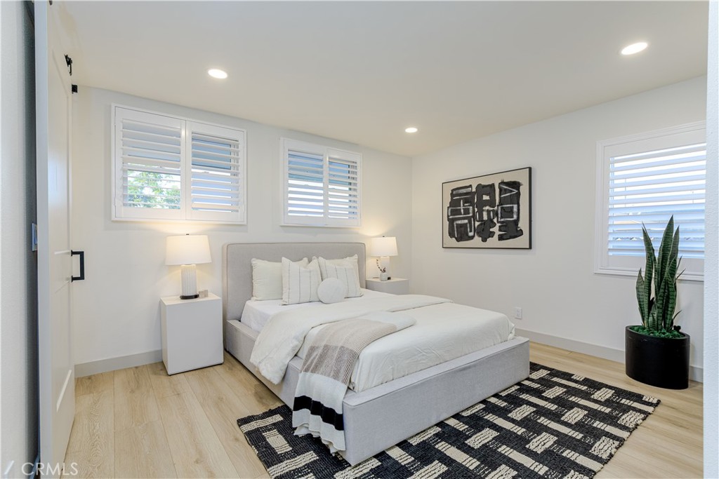 15361 Pickford Street