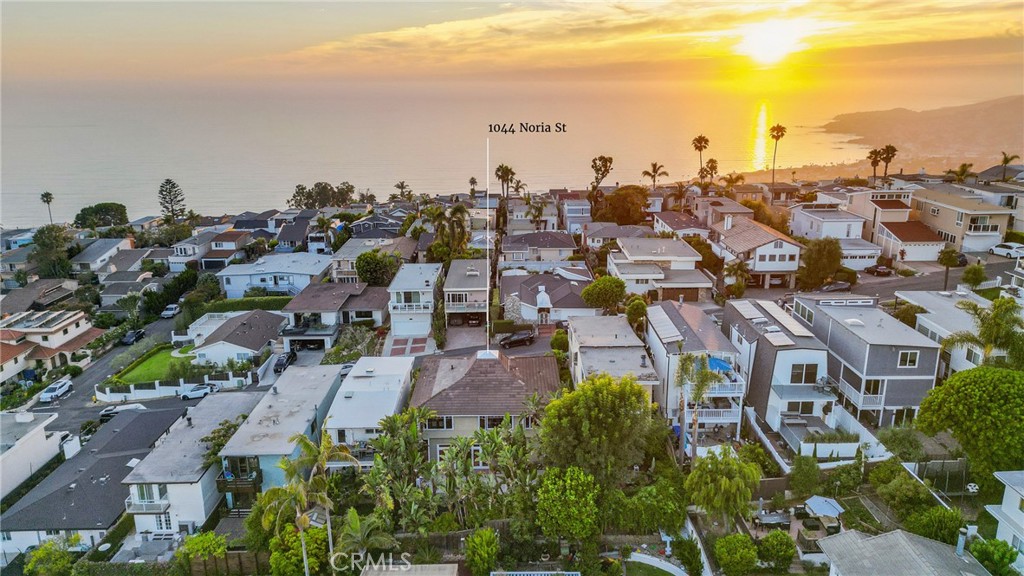1044 Noria Street