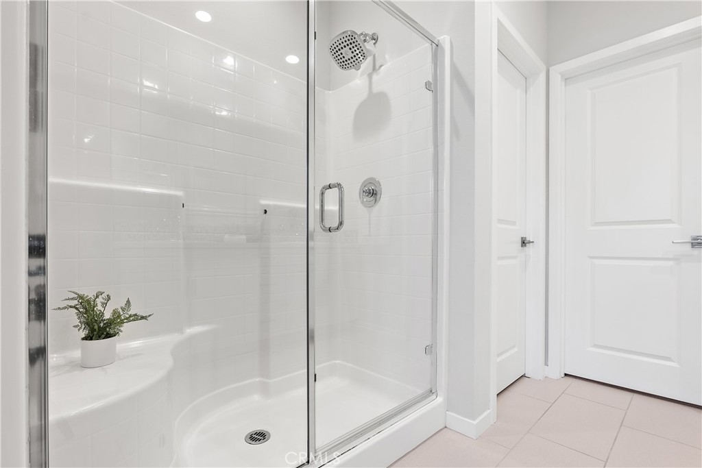 210 Alienta Lane
