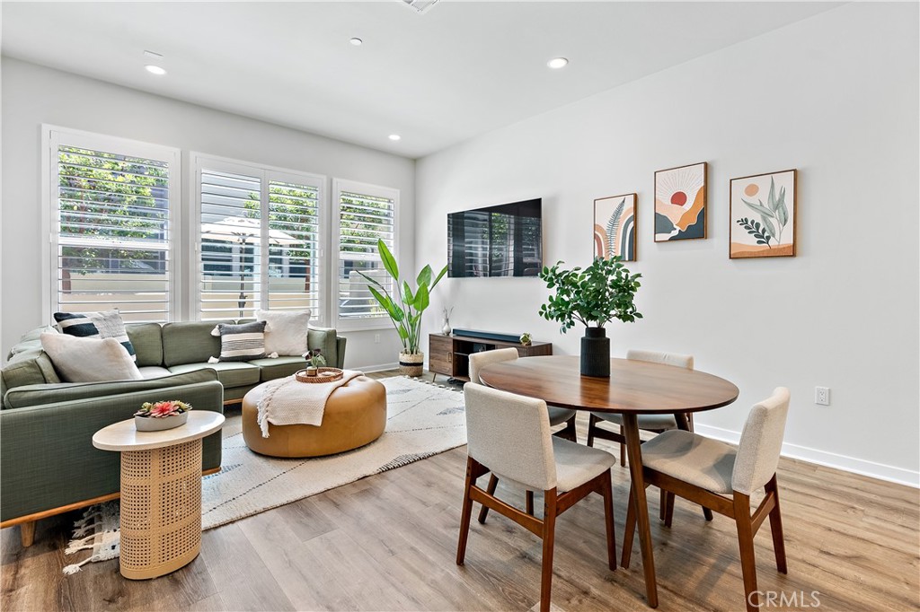 210 Alienta Lane