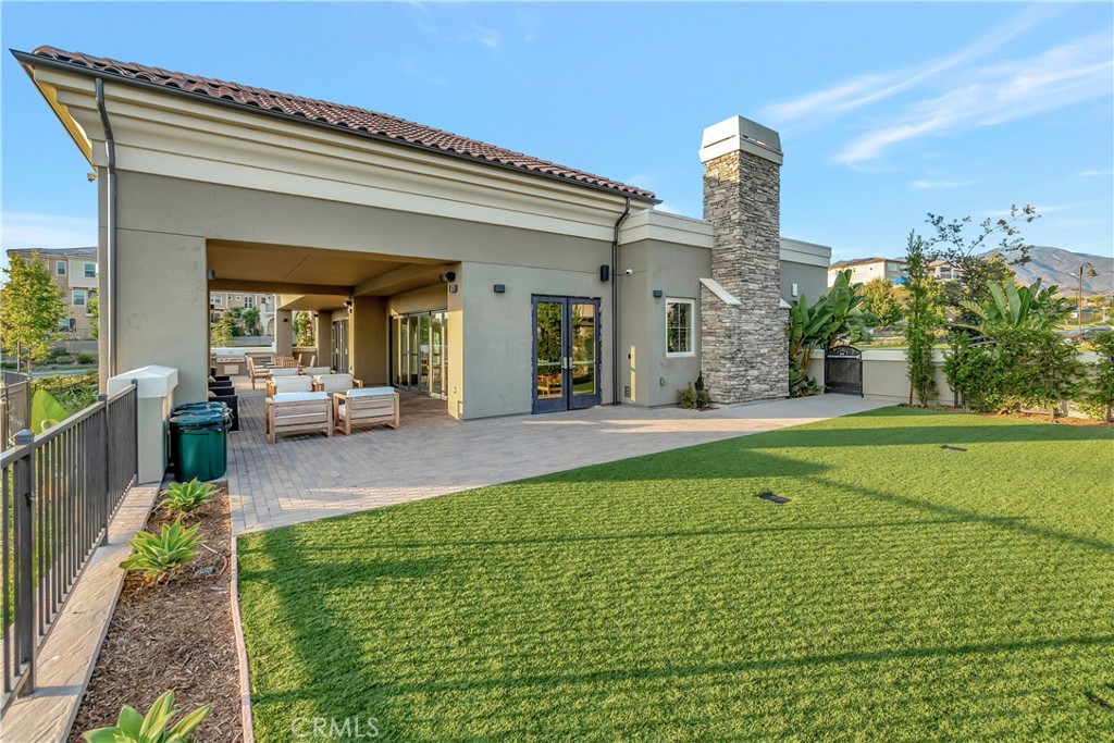 2233 Arroyo Trabuco Way