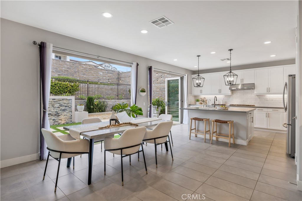 2233 Arroyo Trabuco Way