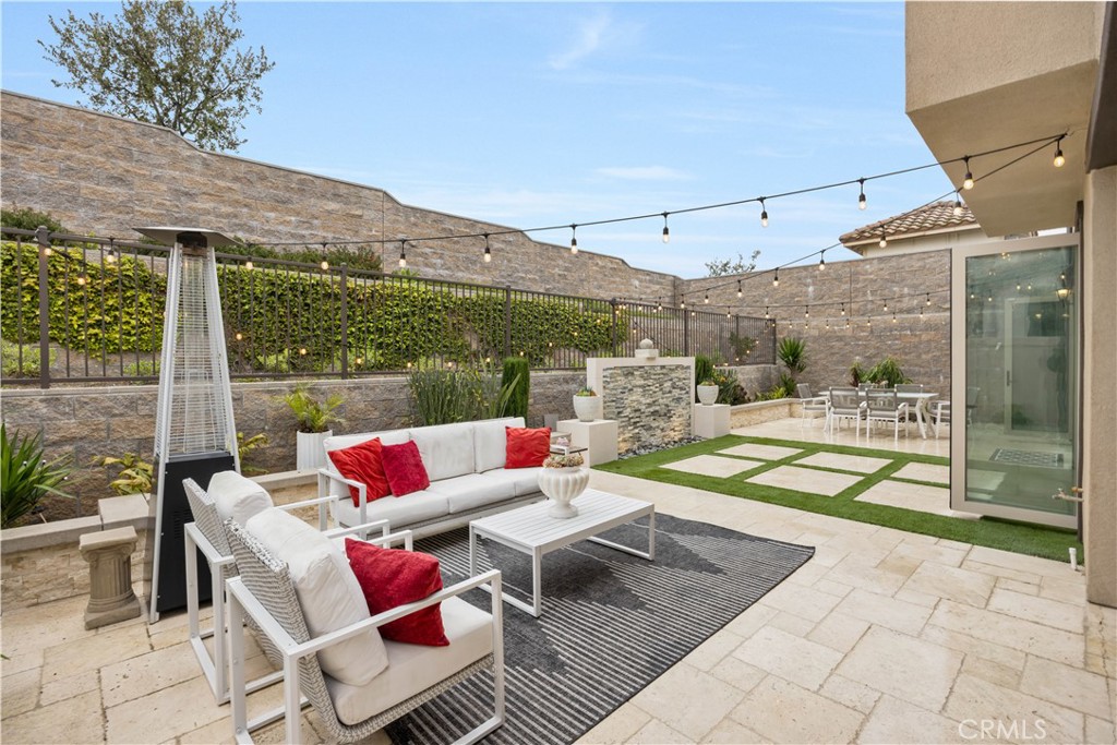 2233 Arroyo Trabuco Way