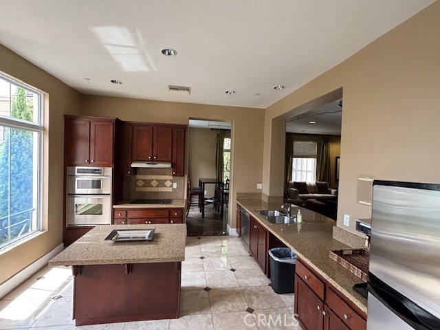 2442 Watermarke Place