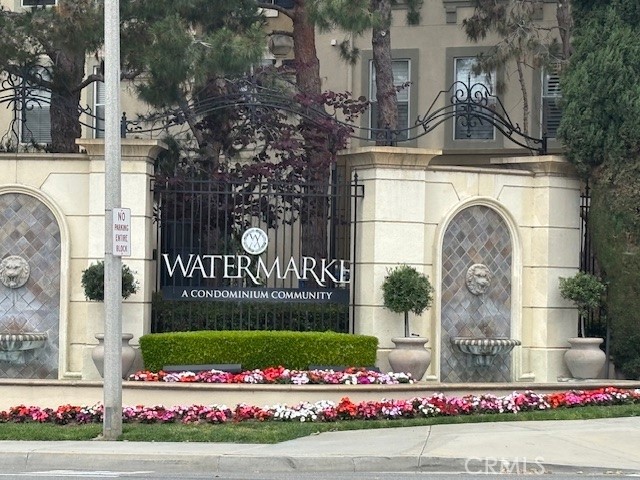 2442 Watermarke Place