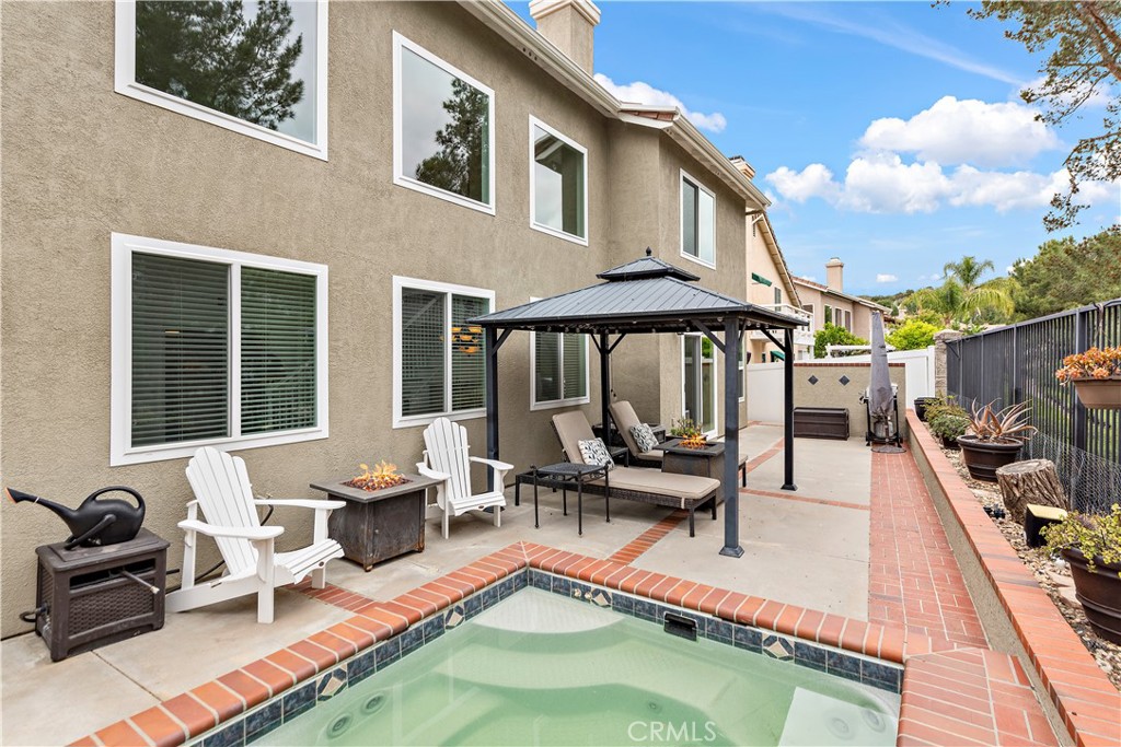 24 Drover Court