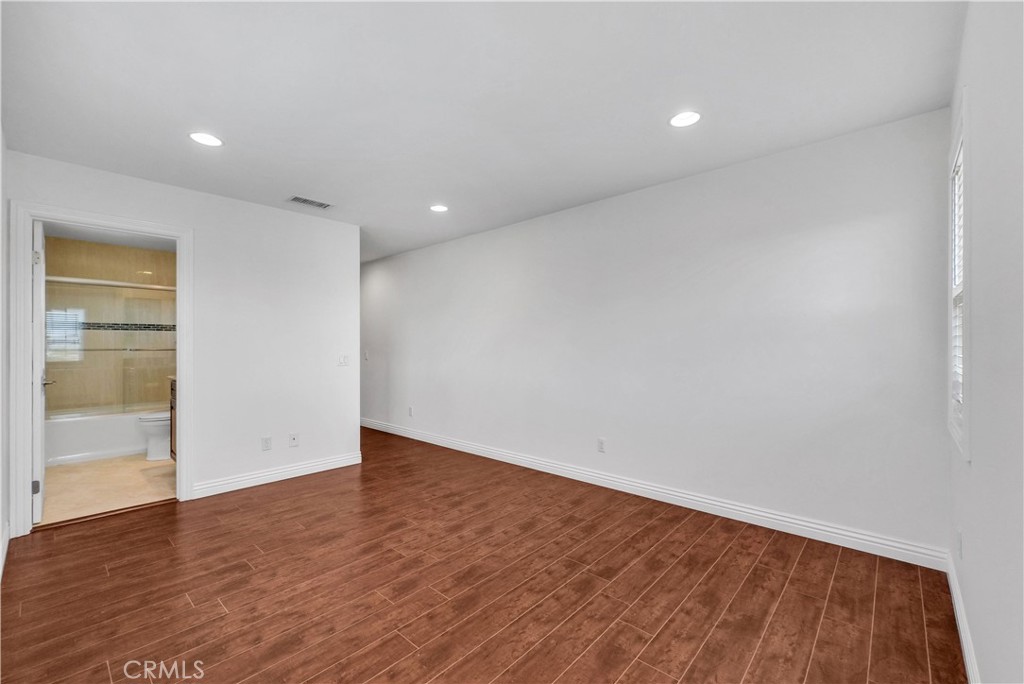 9588 Shimizu River Circle