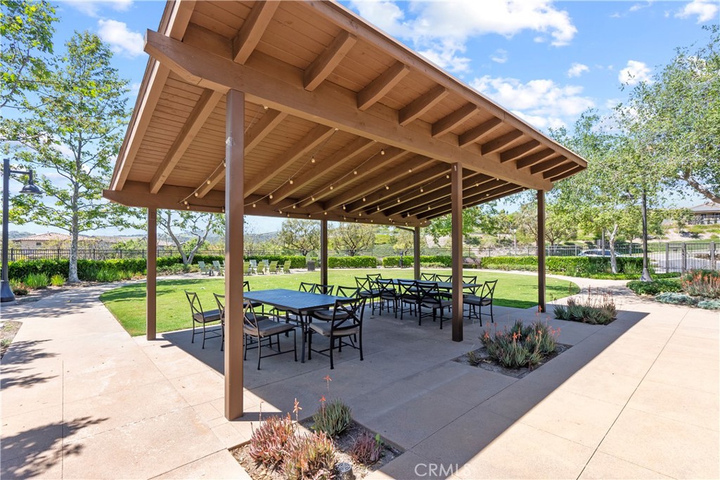 135 Garcilla Drive