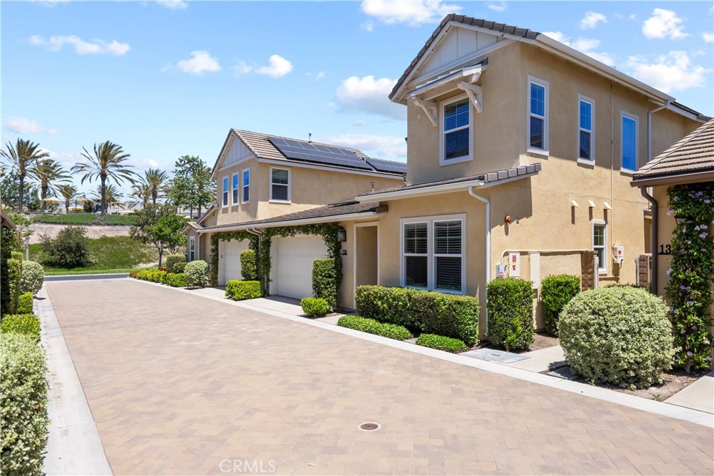 135 Garcilla Drive